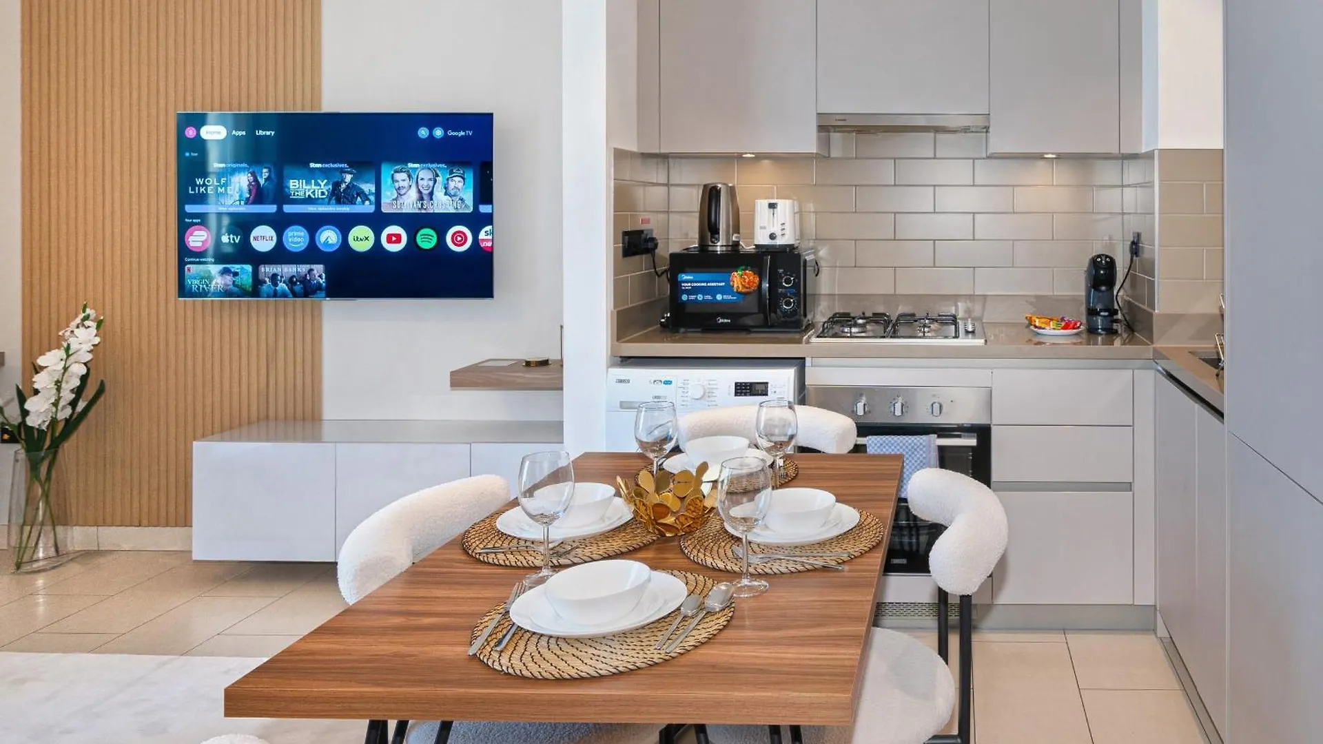 Modern 1Br Oasis In Sobha Creek Vista A, Mbr City - Allsopp & Allsopp Dubai Apartment