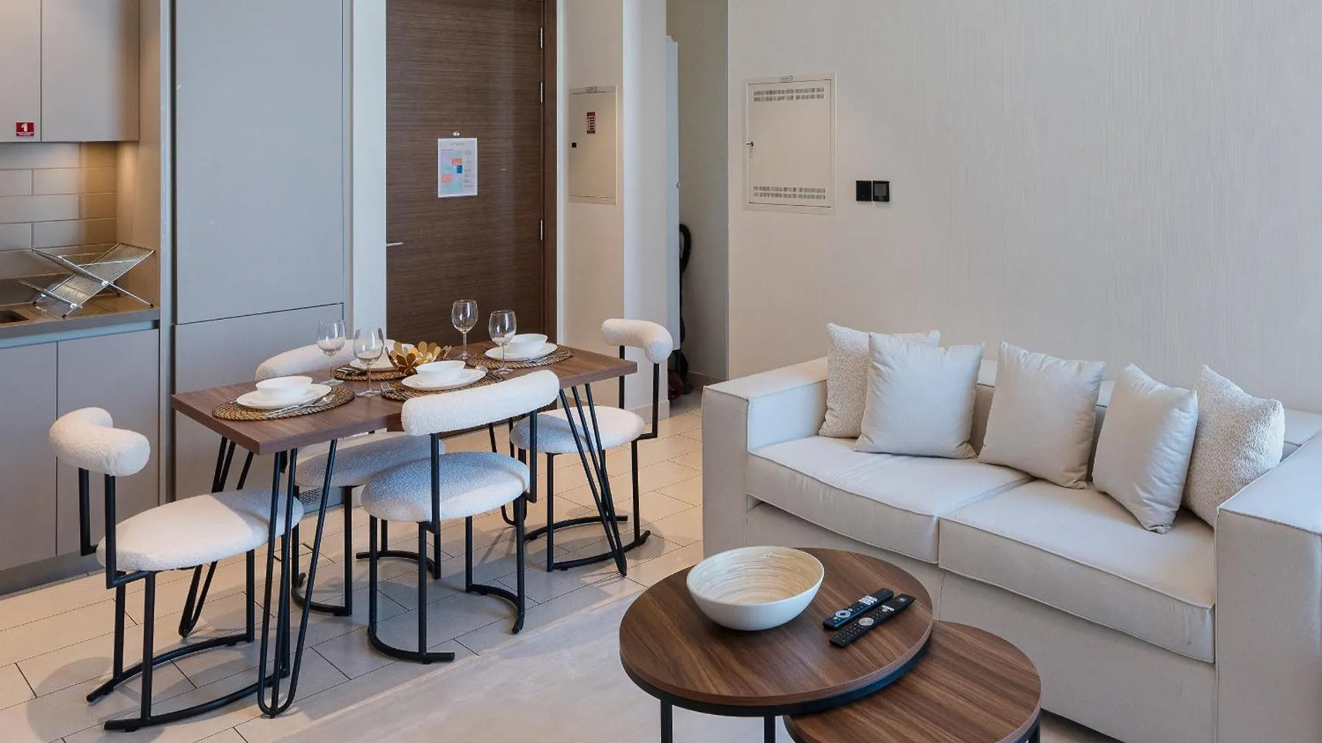 Modern 1Br Oasis In Sobha Creek Vista A, Mbr City - Allsopp & Allsopp Dubai